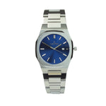 Reloj plateado con 3 manecillas y dial azul con fecha